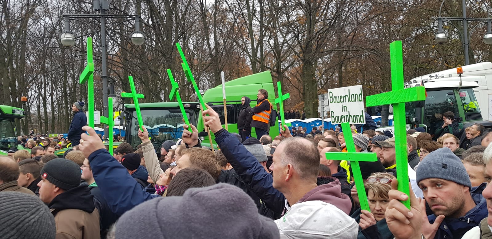 newsimages/52-Demo Berlin 24.jpg